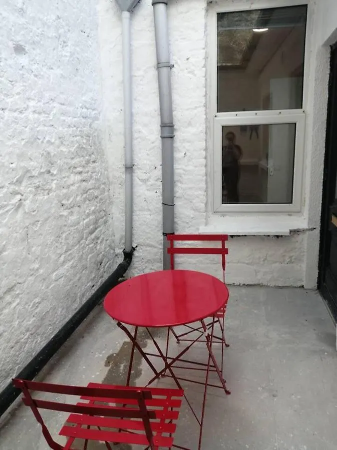Charming 1-Bed Apartment In Cork Ireland